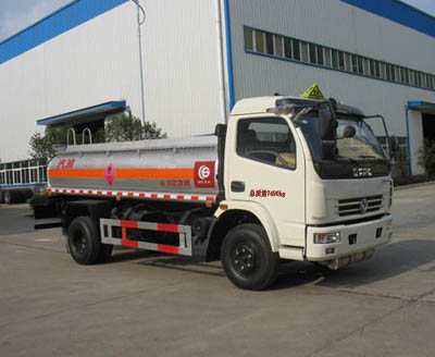 厦工楚胜 140马力 4×2 加油车(CSC5070GJY3)