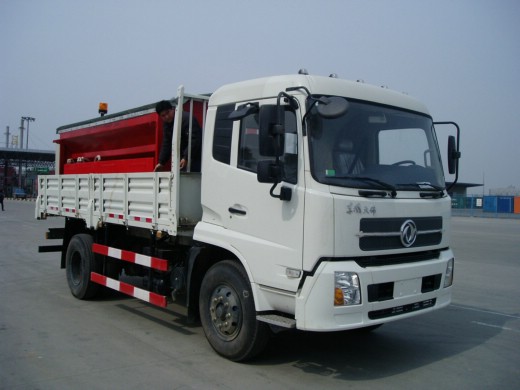 南京金长江 路鑫 180马力 4×2 除雪车(NJJ5120TCS)