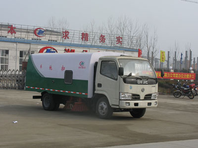 湖北程力 程力威 107马力 4×2 扫路车(CLW5061TSL3)