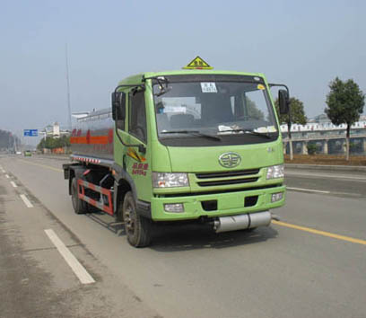 厦工楚胜 130马力 4×2 运油车(CSC5080GYYC)