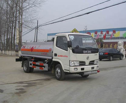 厦工楚胜 95马力 4×2 加油车(CSC5041GJY3)