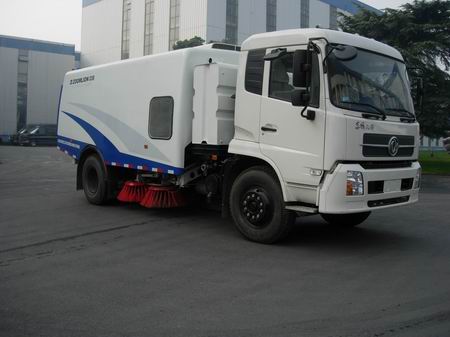 中联重科 中联 210马力 4×2 扫路车(ZLJ5163TSLE3)