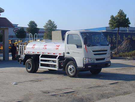 湖北江南 江特 109马力 4×2 洒水车(JDF5040GSSY)