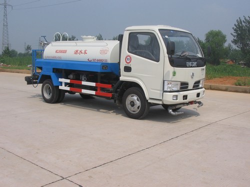 武汉市政 皇冠 107马力 4×2 洒水车(WZJ5060GSS)