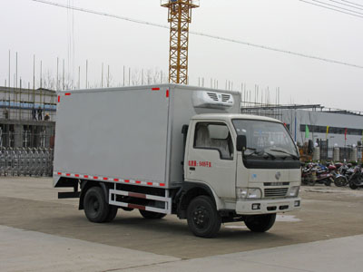 湖北程力 程力威 90马力 4×2 冷藏车(CLW5050XLC3)