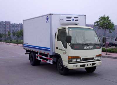 郑州红宇 95马力 4×2 冷藏车(HYJ5040XLC5)