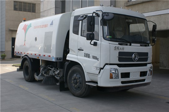 航天晨光 三力 210马力 4×2 扫路车(CGJ5165TSL)