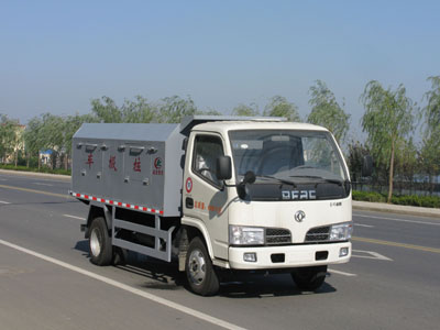 湖北程力 程力威 102马力 4×2 密封式垃圾车(CLW5060MLJ3)