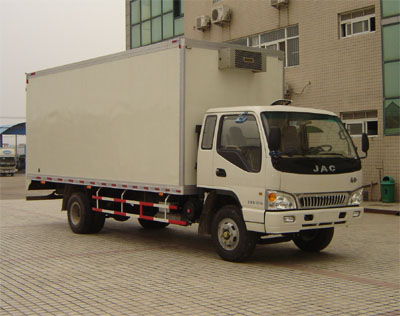 江淮 威铃 130马力 4×2 冷藏车(HFC5121XLCK1R1T)