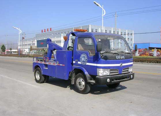 湖北新中绿 中洁 95马力 4×2 清障车(XZL5040TQZ3)