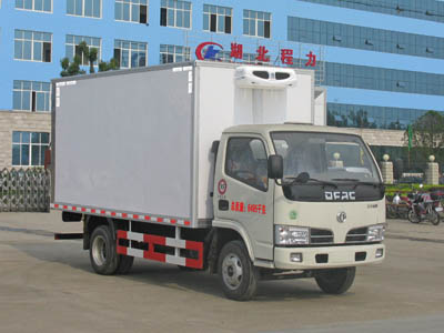 湖北程力 程力威 107马力 4×2 冷藏车(CLW5061XLC3)