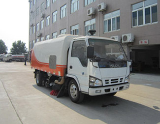 厦工楚胜 121马力 4×2 扫路车(CSC5060TSLW3)