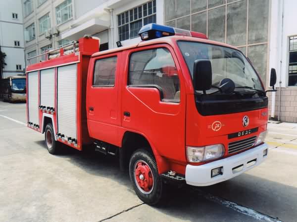 湖北江南 江特 95马力 4×2 水罐消防车(JDF5050GXFSG10/X)