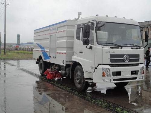 玉柴大力 210马力 4×2 扫路车(DLQ5160TSL)