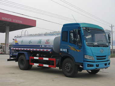 湖北程力 程力威 140马力 4×2 洒水车(CLW5100GSSC4)