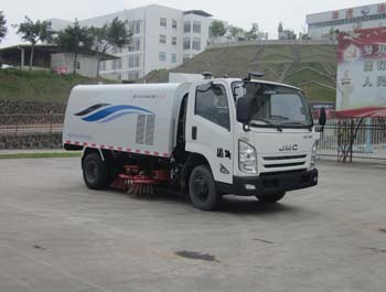 福建龙马 120马力 4×2 扫路车(FLM5071TSLJL4)