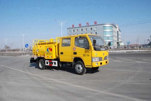 长春双龙 龙帝 102马力 4×2 吸污车(CSL5071GXWDFA4)