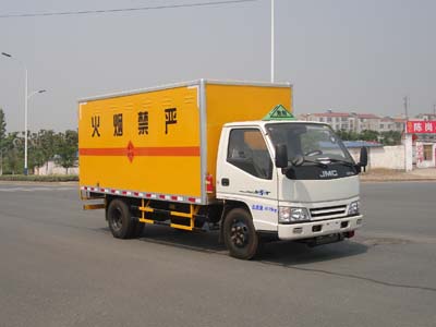 襄樊新中昌 中昌 109马力 4×2 爆破器材运输车(XZC5045XQY4)