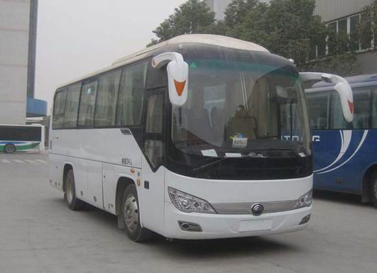 郑州宇通 宇通客车 200马力 24-35人 旅游团体客车(ZK6816H5Z)