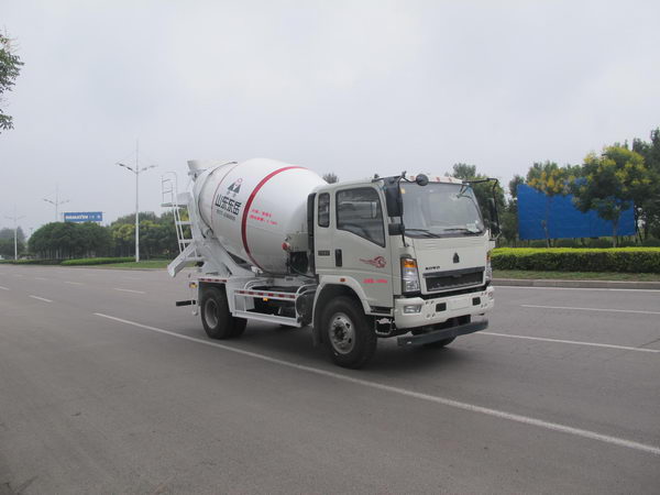 山东东岳 圣岳 130马力 4×2 混凝土搅拌运输车(SDZ5167GJB38)