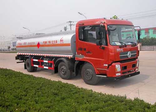 重汽华威 驰乐 210马力 6×2 运油车(SGZ5253GYYDF5)