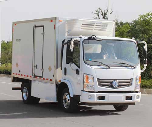 东风华神 华神T1 156马力 4×2 冷藏车(EQ5045XLCTZPHEV)