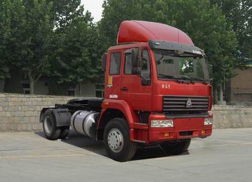 中国重汽 金王子重卡 340马力 4×2 牵引车(ZZ4181N3611C)