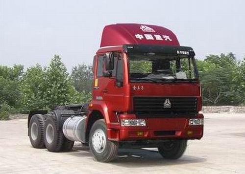 中国重汽 金王子重卡 300马力 6×4 牵引车(ZZ4251M3241C)