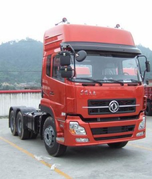 东风 天龙重卡 375马力 6×4 牵引车(DFL4251A8)