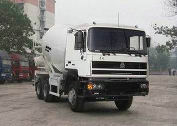 中国重汽 HOKA 336马力 6×4 混凝土搅拌车(ZZ5253GJBN3841C)