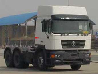 陕汽 德龙F3000重卡 420马力 6×4 牵引车(SX4257NV324C)