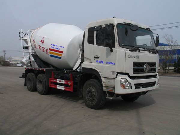 山东东岳 圣岳 375马力 6×4 混凝土搅拌运输车(SDZ5250GJBDF)