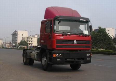 中国重汽 HOKA重卡 340马力 4×2 牵引车(ZZ4183N3611C)