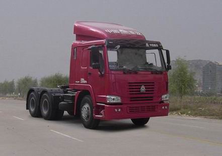 中国重汽 HOWO重卡 300马力 6×4 牵引车(ZZ4257M3247C)