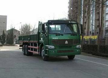 中国重汽 HOWO重卡 340马力 6×4 栏板载货车(ZZ1257N5247C)