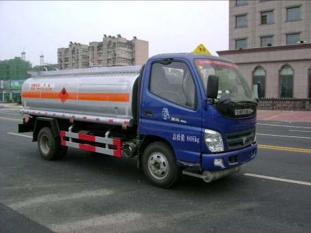 楚风 120马力 4×2 加油车(HQG5080GJYB3)