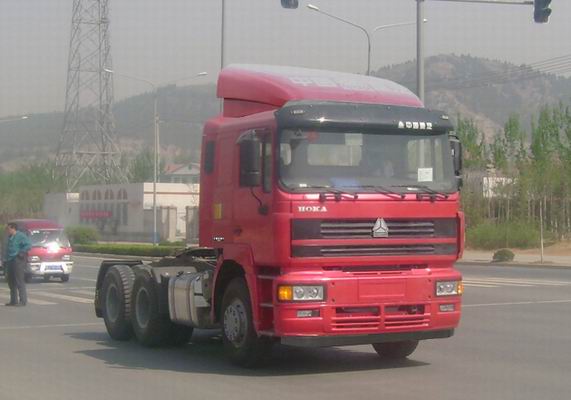 中国重汽 HOKA重卡 375马力 6×4 牵引车(ZZ4253N3241D1)