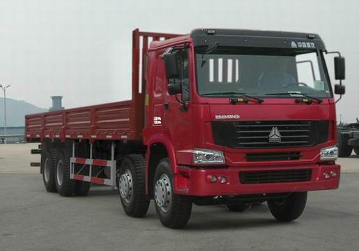 中国重汽 HOWO重卡 300马力 8×4 栏板载货车(ZZ1317M4667C)