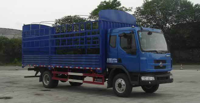 东风柳汽 乘龙中卡 140马力 4×2 仓栅式载货车(LZ5140CSRAP)