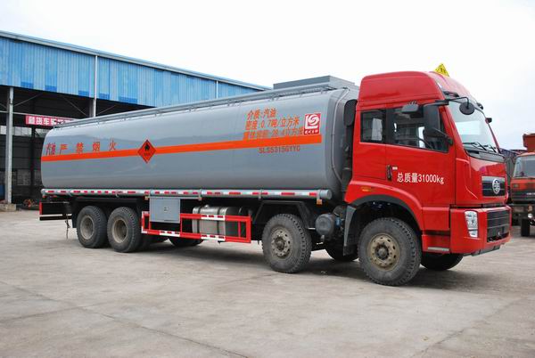 醒狮 280马力 8×4 运油车(SLS5315GYYC)