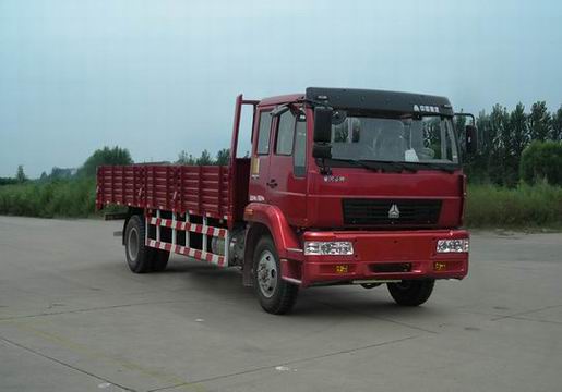 中国重汽 黄河少帅中卡 220马力 4×2 栏板载货车(ZZ1164K6015C1)