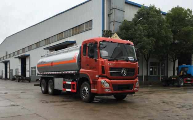 醒狮 270马力 6×4 运油车(SLS5250GYYD4)