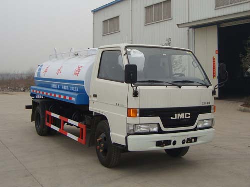 随州东正 炎帝 108马力 4×2 洒水车(SZD5060GSSJ4)