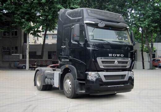 中国重汽 HOWO-T7H重卡 320马力 4×2 牵引车(ZZ4187N361MD1H)