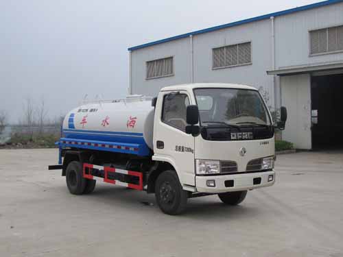 随州东正 炎帝 90马力 4×2 洒水车(SZD5071GSS4)