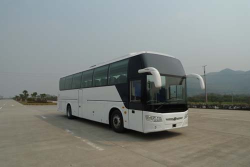 桂林大宇 桂林大宇 310马力 24-55人 公路客车(GL6122HKD1)