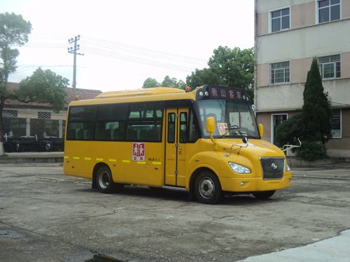 湖南衡山 衡山客车 120马力 24-37人 幼儿校车(HSZ6680XC)