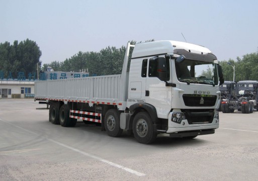 中国重汽 HOWO-T5G 重卡 340马力 8×4 栏板式 排半 载货车(ZZ1317N466GE1)