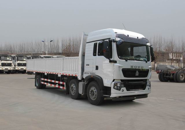 中国重汽 HOWO-T5G 重卡 280马力 6×2 栏板式 排半 载货车(ZZ1257M56CGE1)