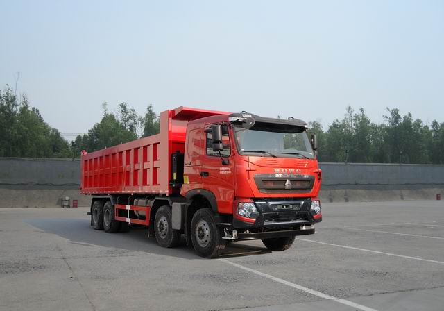 中国重汽 HOWO-T7H 重卡 440马力 8×4 自卸车(ZZ3317V426HE1)